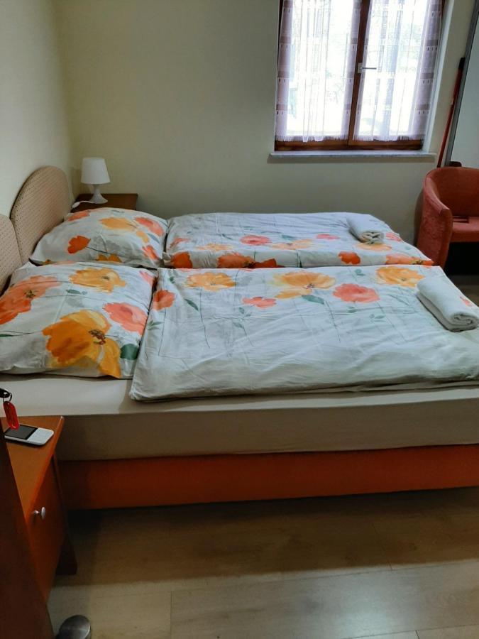 מלון פיראן Apartmaji, Sobe - Obzidje מראה חיצוני תמונה